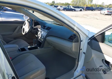 2011 Toyota Camry Le from USA, damaged, VIN 4T4BF3EK2BR092650